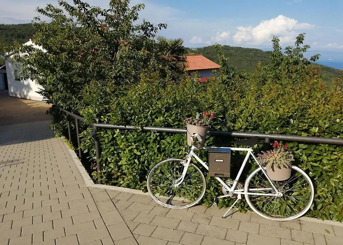 Sanja Apartament *