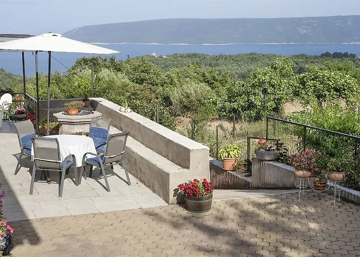 Sanja Apartament Martina