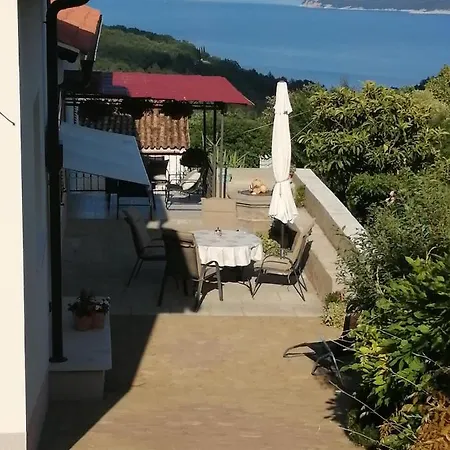 Sanja Apartment *