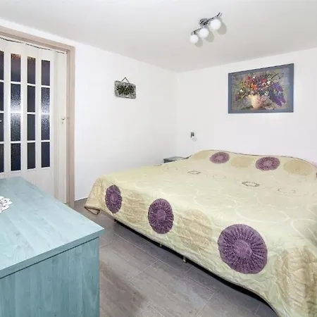 Apartment Sanja *